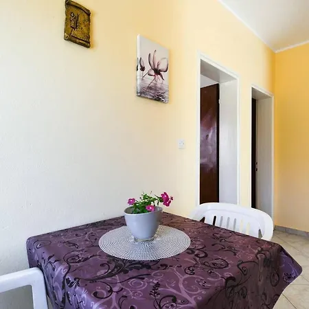Apartmán By The Sea Kali, Ugljan - 19137 Kali